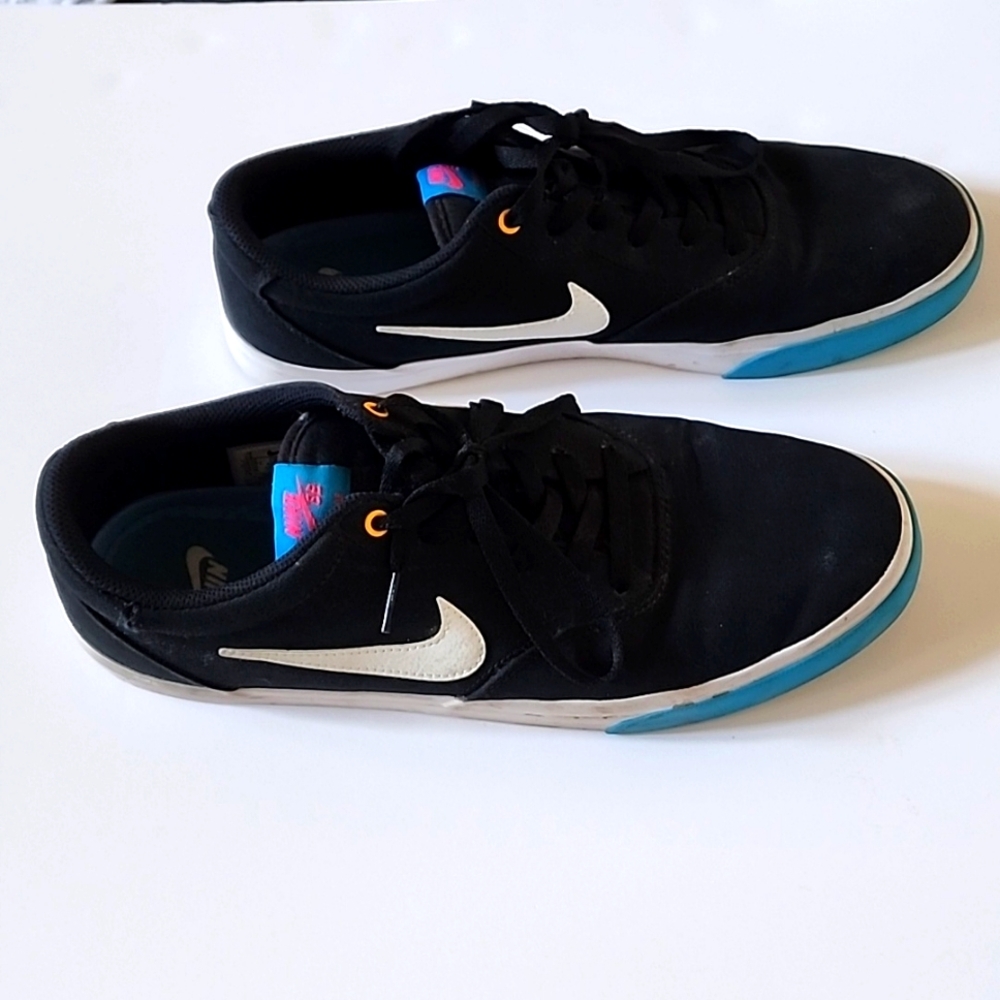 Nike SB Charge in Black Men's Size 13